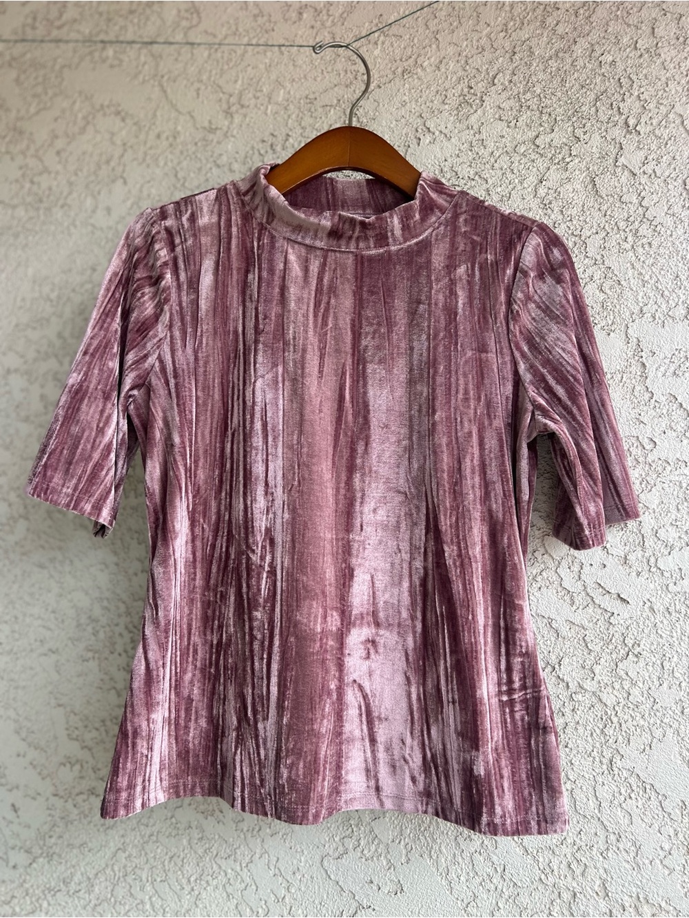 Pilcro Velvet Short-Sleeve Mock Neck Top in Dusty Mauve - Picture 3 of 12